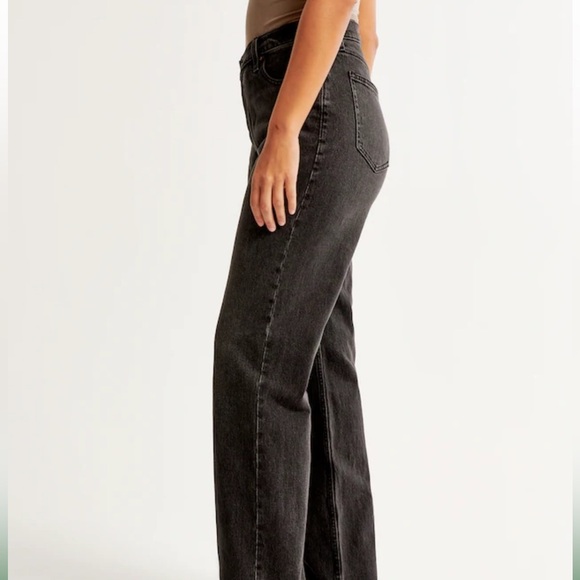 - High rise 90s Relaxed jeans - Picture 3 of 10